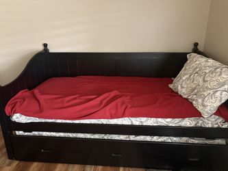 Bed frame & matress
