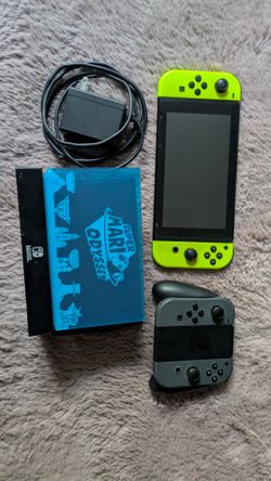 Nintendo Switch and Dock