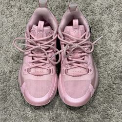 LiNing Way of Wade 10 Cherry Blossom Size 6.5 Lightly Used