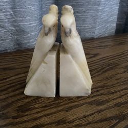 Vintage alabaster Antique Parakeets Collectibles