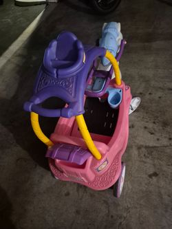 Little Tikes Princess Ride-On Carriage 🎀🐴