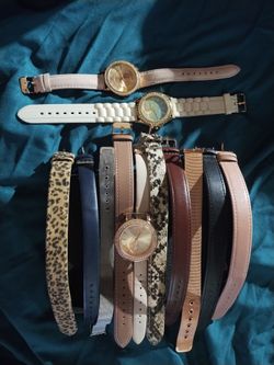 3 Watches Lot in Good condition needs batteries