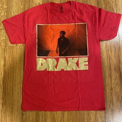 DRAKE Red Gold Outlined Rap Concert T-SHIRT Medium OVO Young Money Cash Money