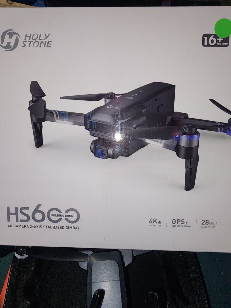 DRONE HolyStone HS600
