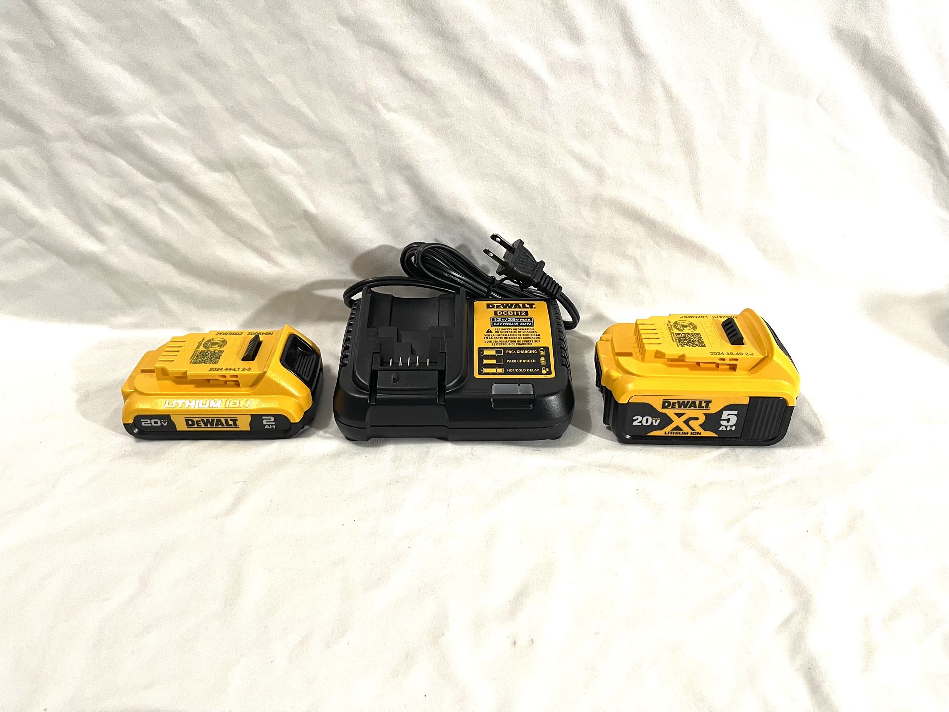 Brand New Dewalt XR5Ah Battery , 2Ah Battery of brand new charger