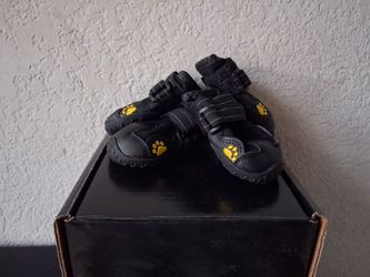 Dog shoes