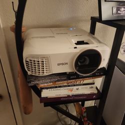 Projector With Screen