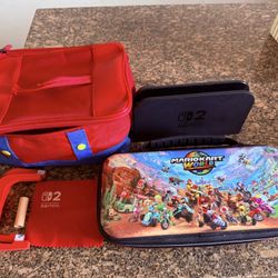 Nintendo Switch Carrying Cases & Accessories Bundle – Mario Kart – Great Condition
