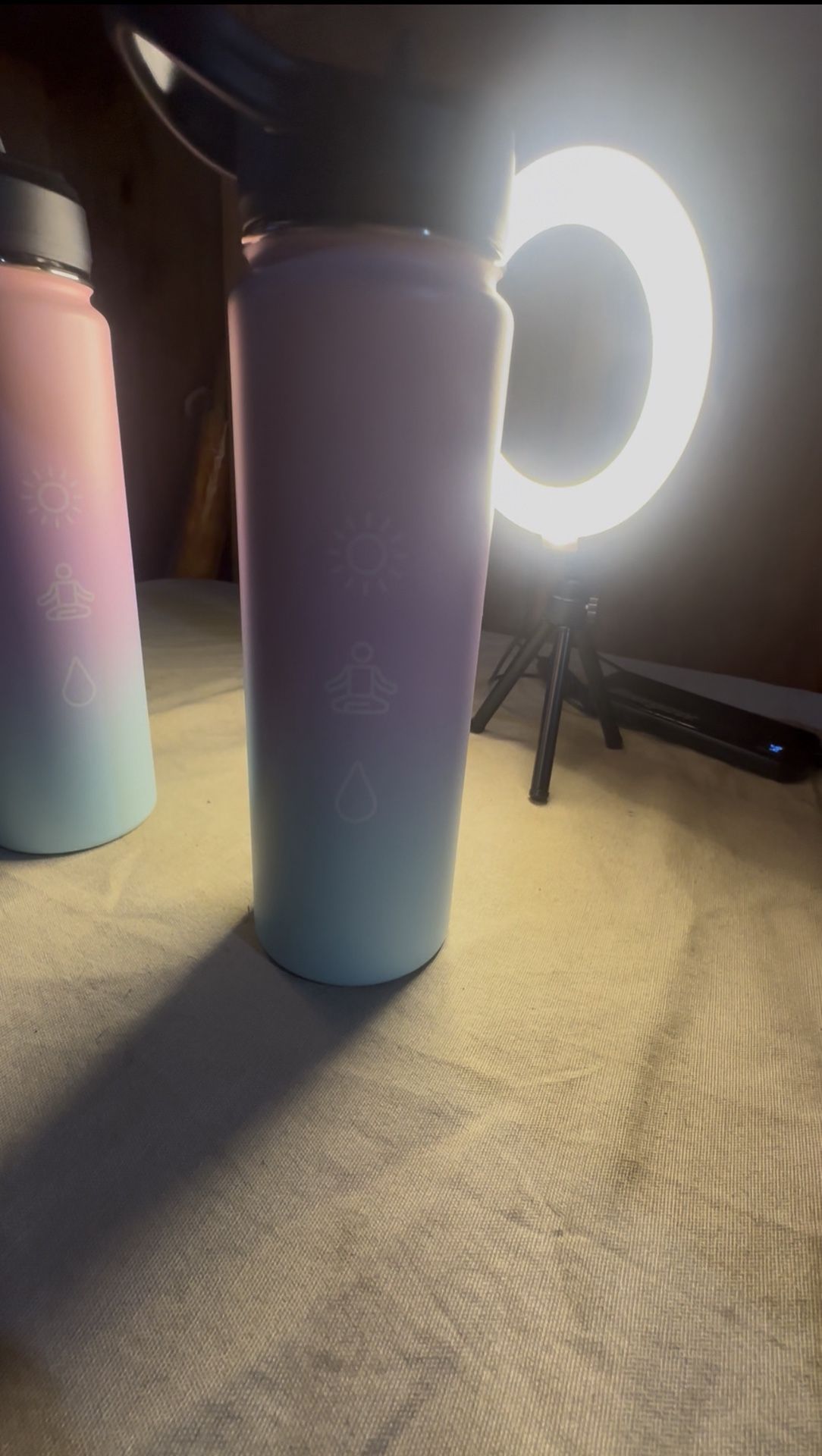 24oz Insulated Water Bottles . 