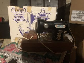 Holly Hobby Sewing Machine
