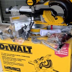 Brand New DeWalt 15 Amp Corded 12 in. Double Bevel Sliding Compound Miter Saw, Blade Wrench and Material Clamp