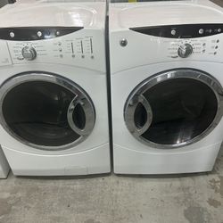 Matching Front Load Washer Dryer Set 
