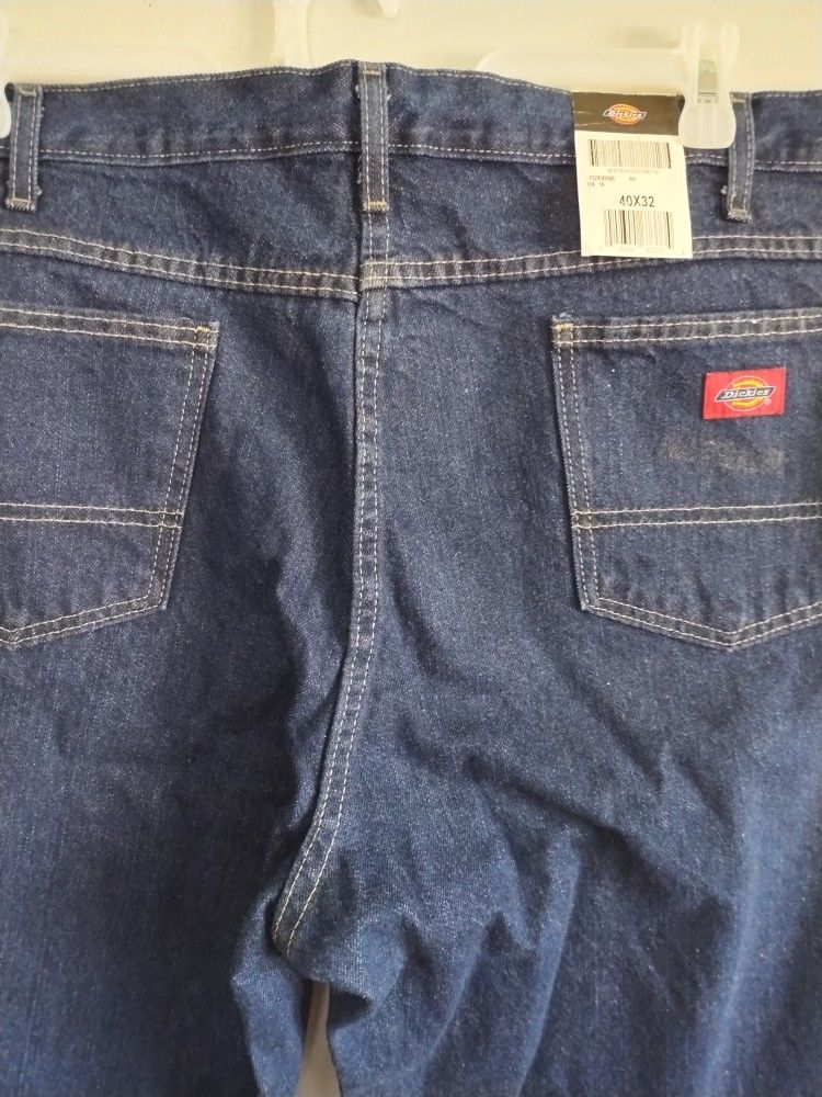 DICKIES JEANS DENIM... MAKE AN OFFER... EVERYTHING MUST GO .