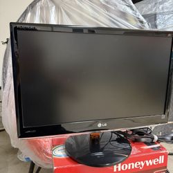 LG FLATRON 22” Monitor IPS