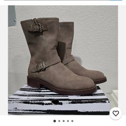 DV By Dolce Vita Ladies Suede Boots 