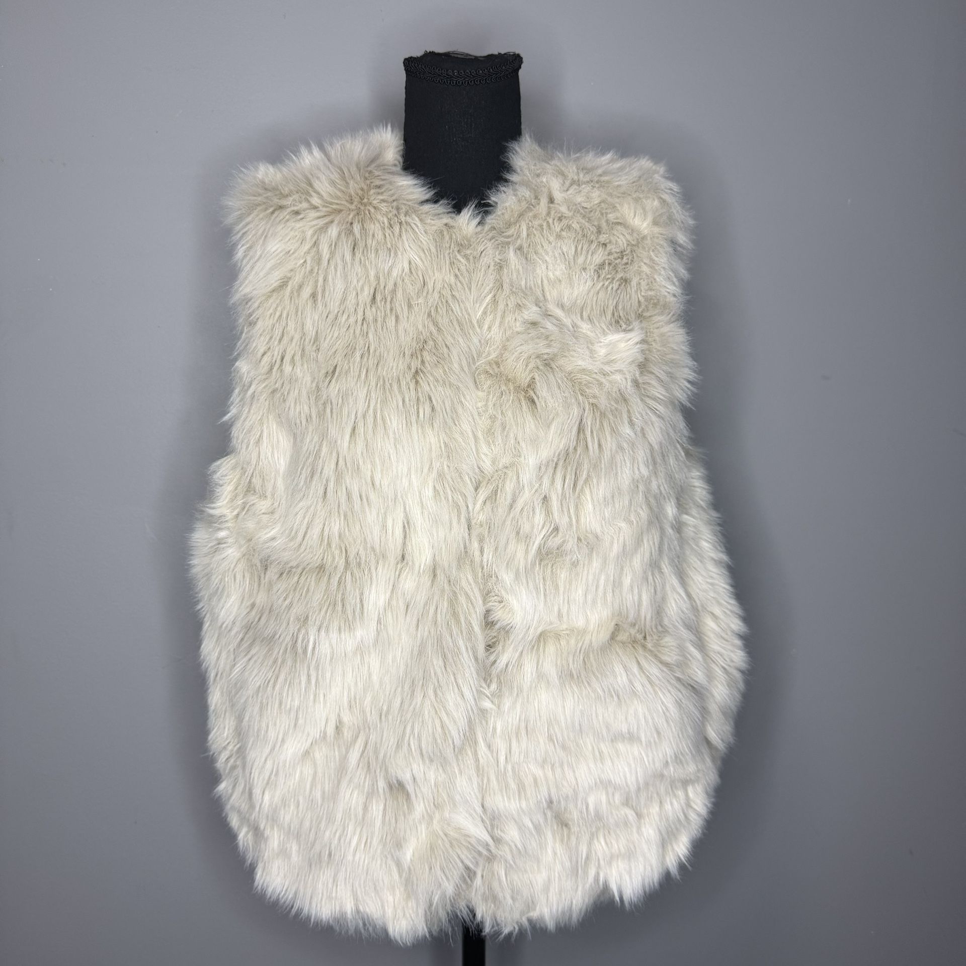 GAP Women's Faux Fur Vest - Cream