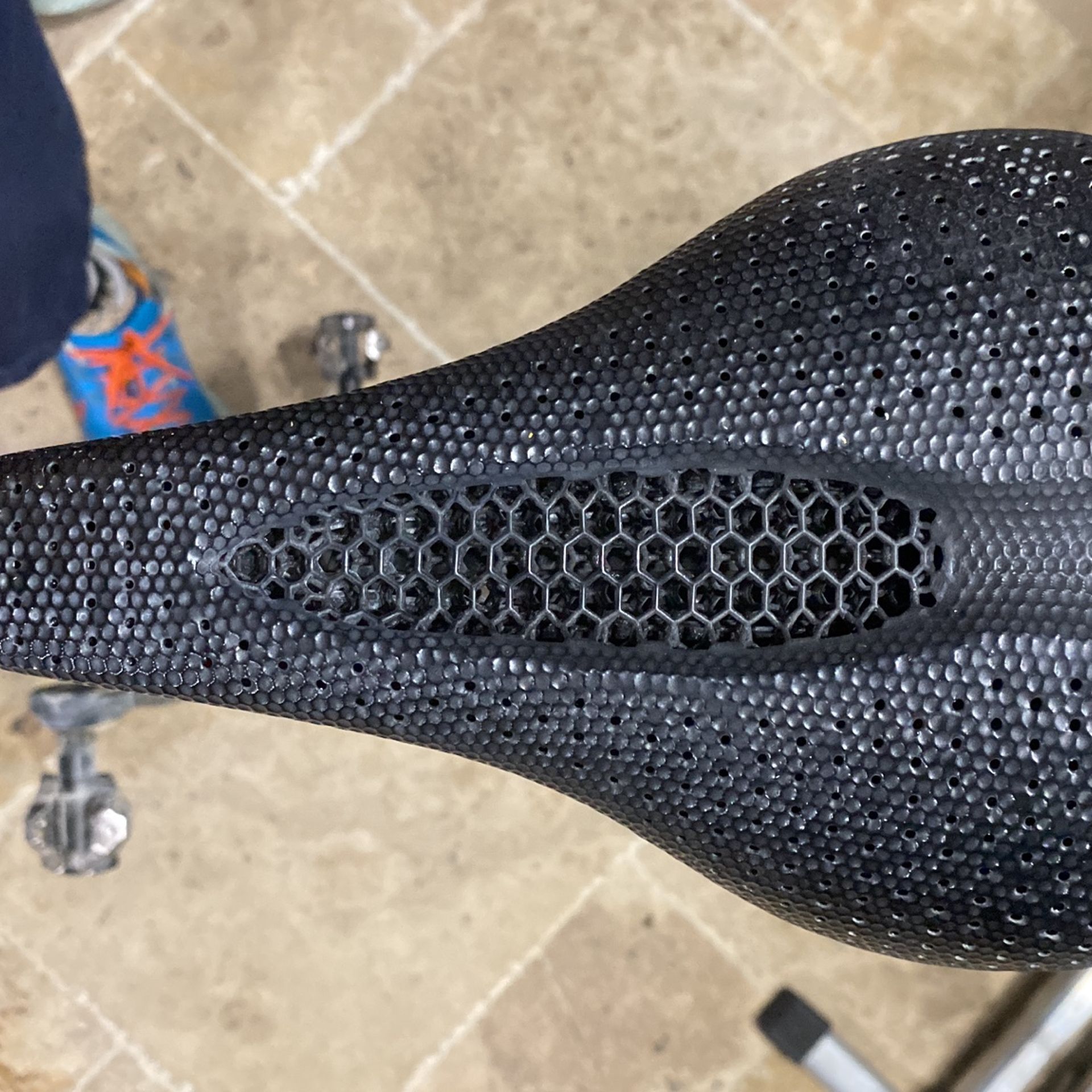 S-work. Ti Saddle