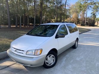1999 Toyota Sienna