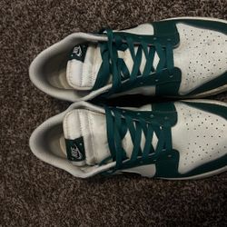 Lottery Pack Nike Dunks 