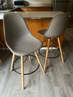 Set of 3 Modern Counter Height Barstools – Gray & Wood
