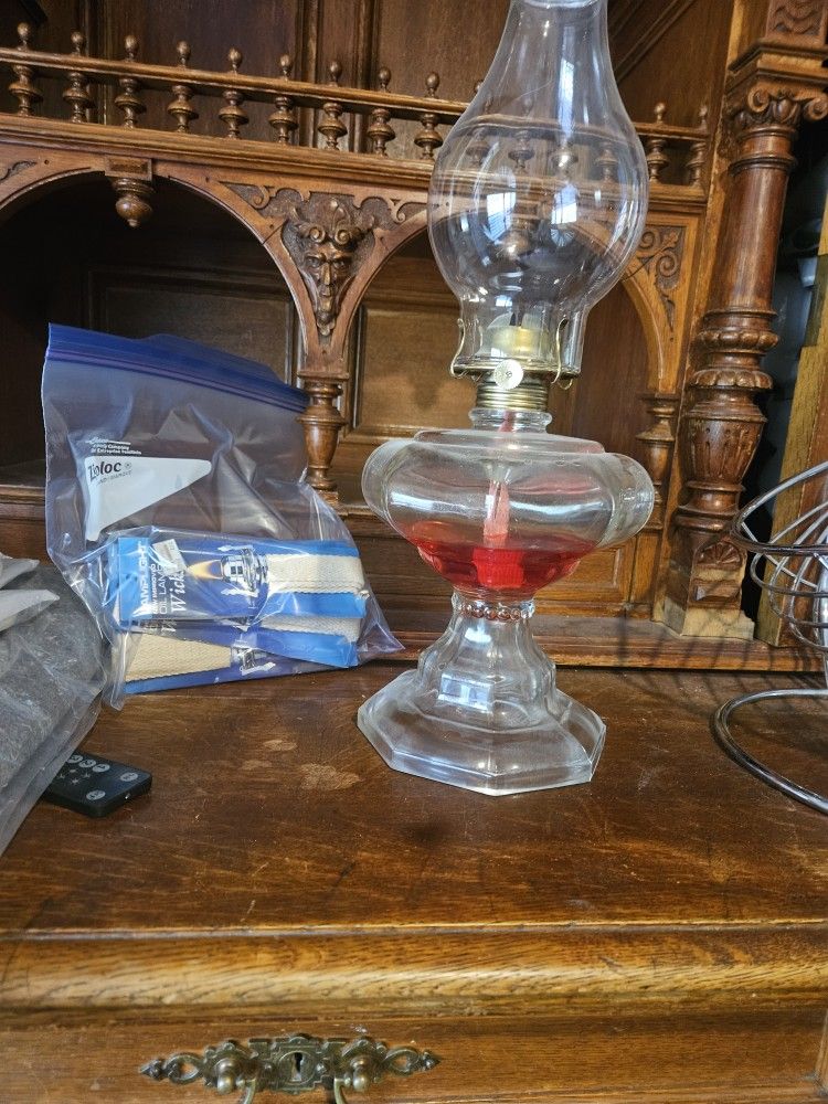 Hurricane Lamp and 12 Wicks