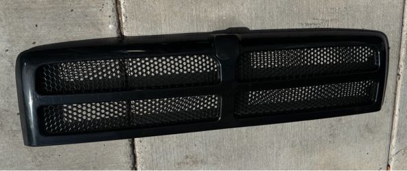 94-01 Dodge Ram Grill