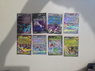 8 pokemon cards v's and ex's