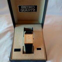 Vintage Seiko Tank Style Ladies Watch 