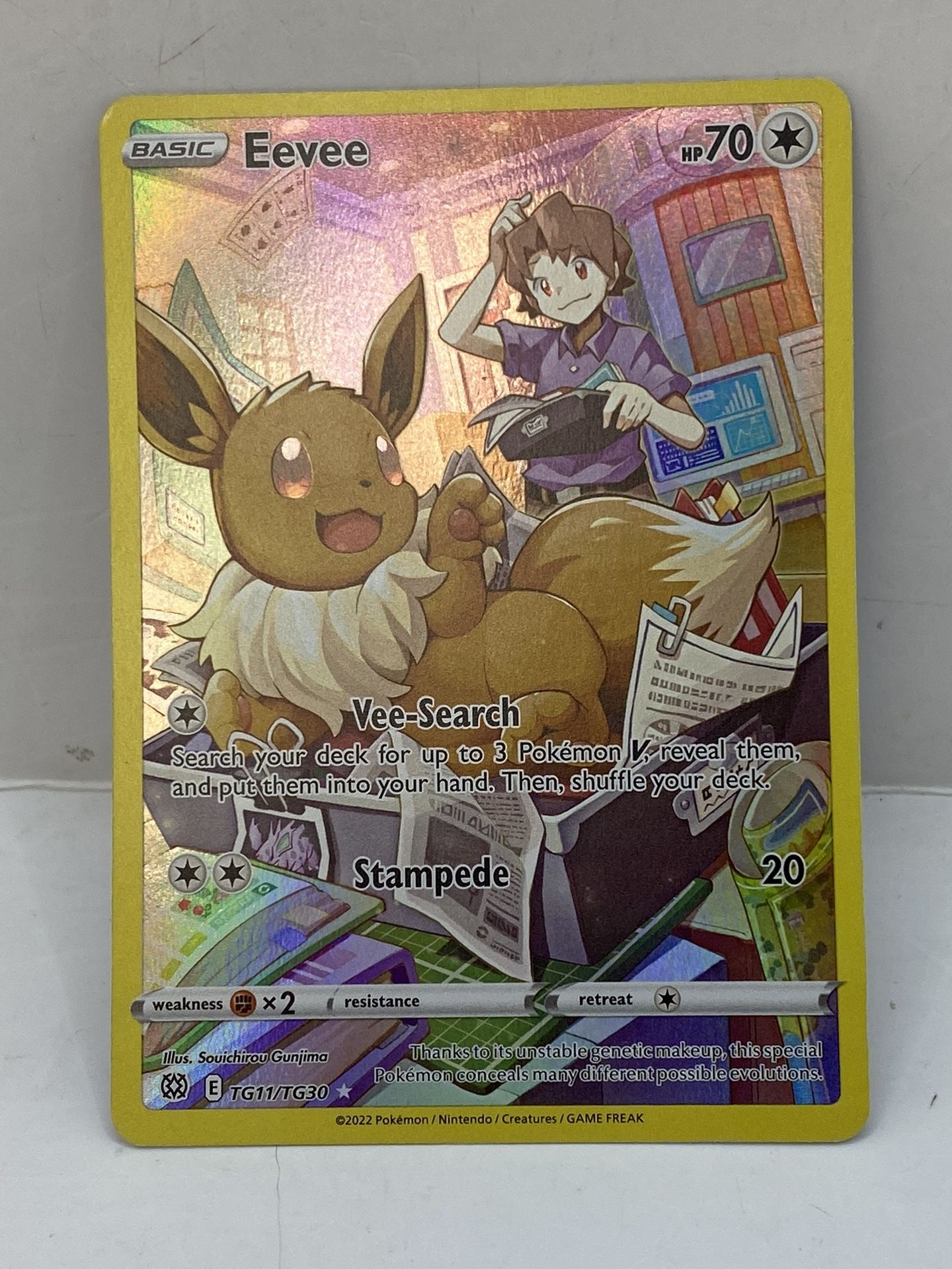 Eevee TG11/TG30 Swsh09: Brilliant Stars Trainer Gallery Holo