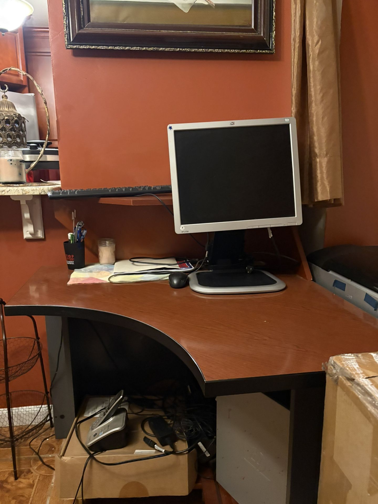 Small Corner Desk