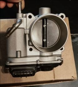 Brand new throttle body for a Subaru Impreza 2 l H4 replacement 2012 through 2016 $20