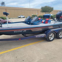 SKEETER BASS BOAT