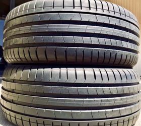 225/40/19 Pirelli P ZERO PZ4 Used 225/40/19 Tires 225/40R19