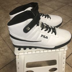 Men White Fila