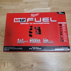M12 Drill Driver Kit