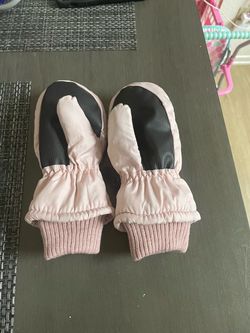 Kids Pink Winter Snow Mittens