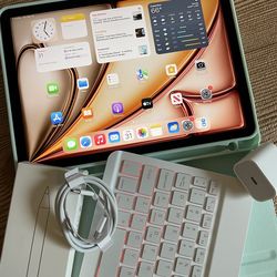 Apple iPad Air 11” (M3 chip / 2025 model) 128GB with keyboard, pen & Accessories