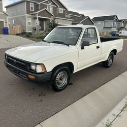 1995 Toyota Pickup Truck 