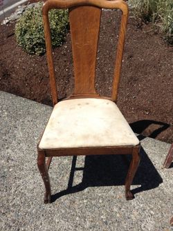 Oak chair with claw foot legs