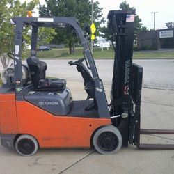 Toyota 4000 LB. Capacity 2018 Forklift 