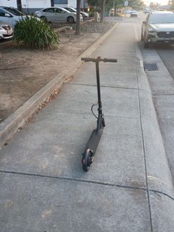 Electric scooter