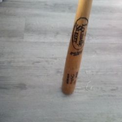 Louisville Slugger 