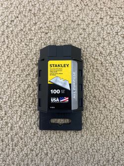 Stanley 100-Pack Heavy Duty Utility Blades