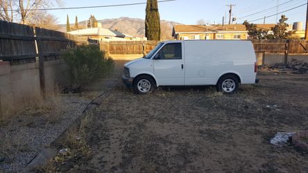 2005 Chevrolet Astro cargo van