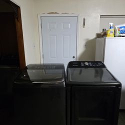 SAMSUNG STAINLESS STEEL WASHER AND DRYER NOT MATCHING SET BOTH ELECTRIC XL CAPACITY 5.3 CU GOOD CONDITION HEAVY DUTY DELIVERY AVAILABLE FOR EXTRA FEE 