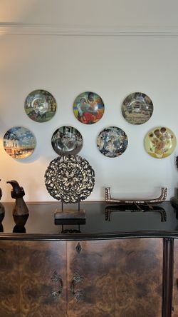 7  world masterpiece Plates On Sale Just $35 For Set