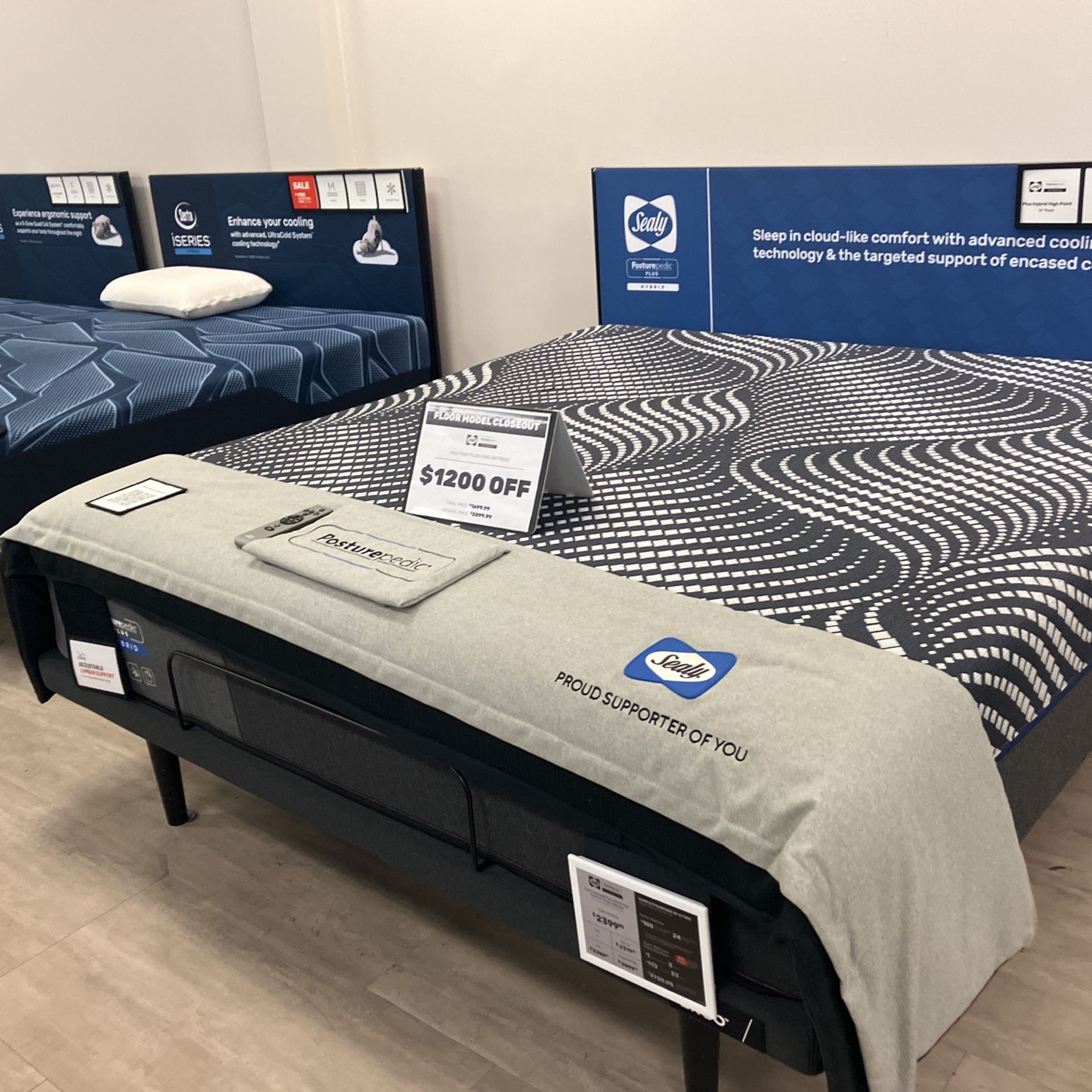 Sealy Posturepedic Hybrid King Mattress