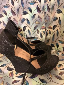 8 Lauren Lorraine Black Glitter Wedge Sandals