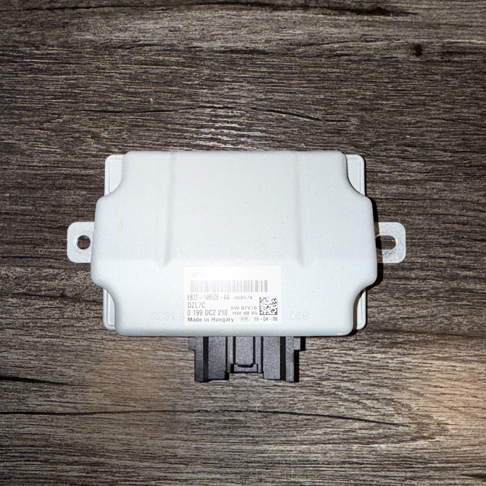 OEM 2018-2021 FORD EXPEDITION POWER SUPPLY CONTROL MODULE EB3T-14B526-AA