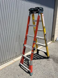 LEANSAFE 6 ft. Fiberglass Leaning Step Ladder
